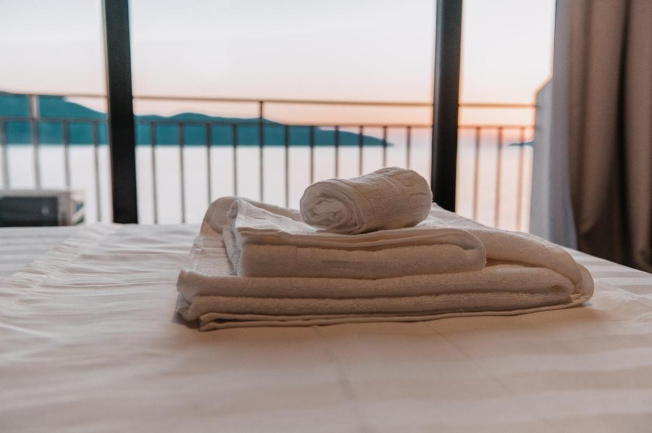 Inn Hotel Kaninë Kültér fotó